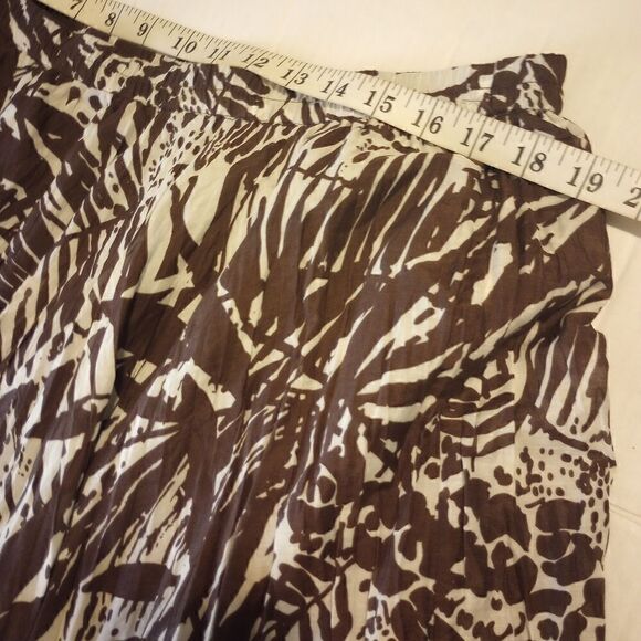 Coldwater creek silk blend leaf print maxi skirt with elastic waist - Picture 9 of 10